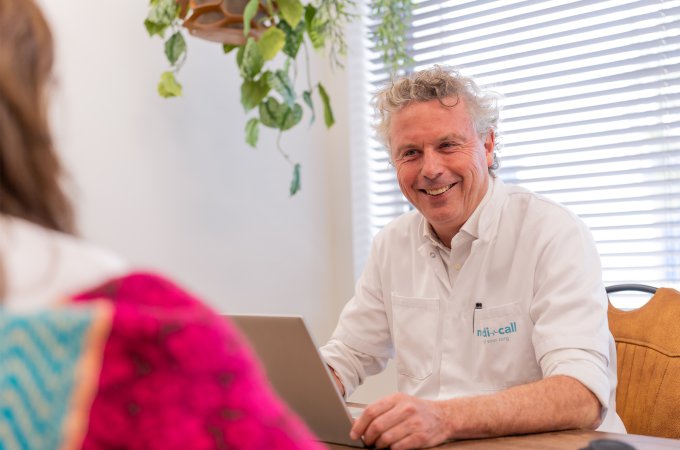 Gezondheidsklachten na gebruik van afslankmedicatie bij zelfgebruik