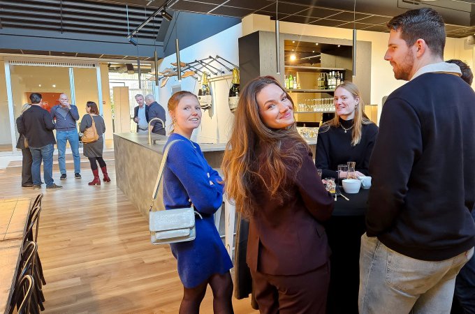 Hoofdkantoor geopend